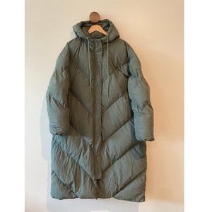 Long Puffer Coat / Size XL